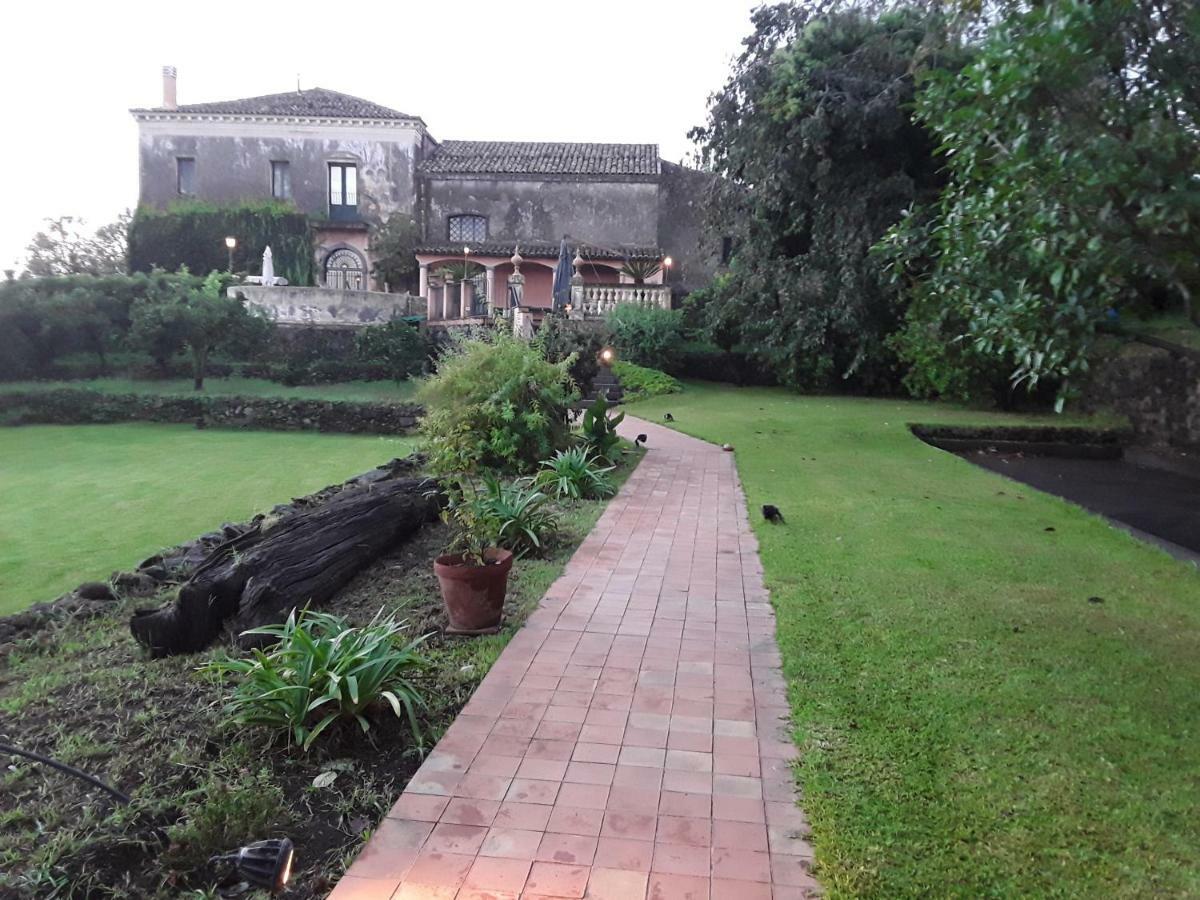 Вилла Antico Casale Dell'Etna Puntalazzo Экстерьер фото