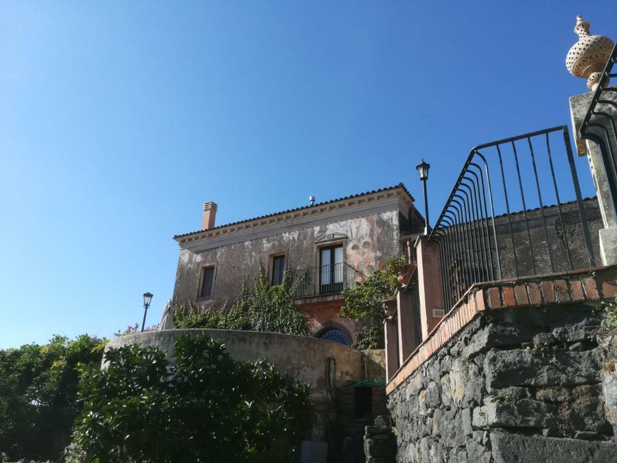 Вилла Antico Casale Dell'Etna Puntalazzo Экстерьер фото
